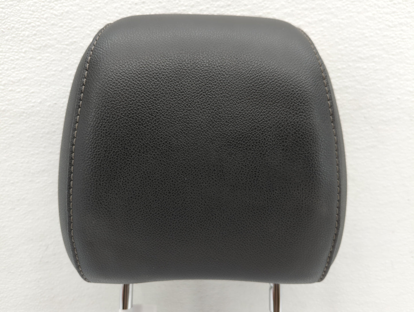 2013-2015 Ford Escape Headrest Head Rest Front Driver Passenger Seat - Oemusedautoparts1.com