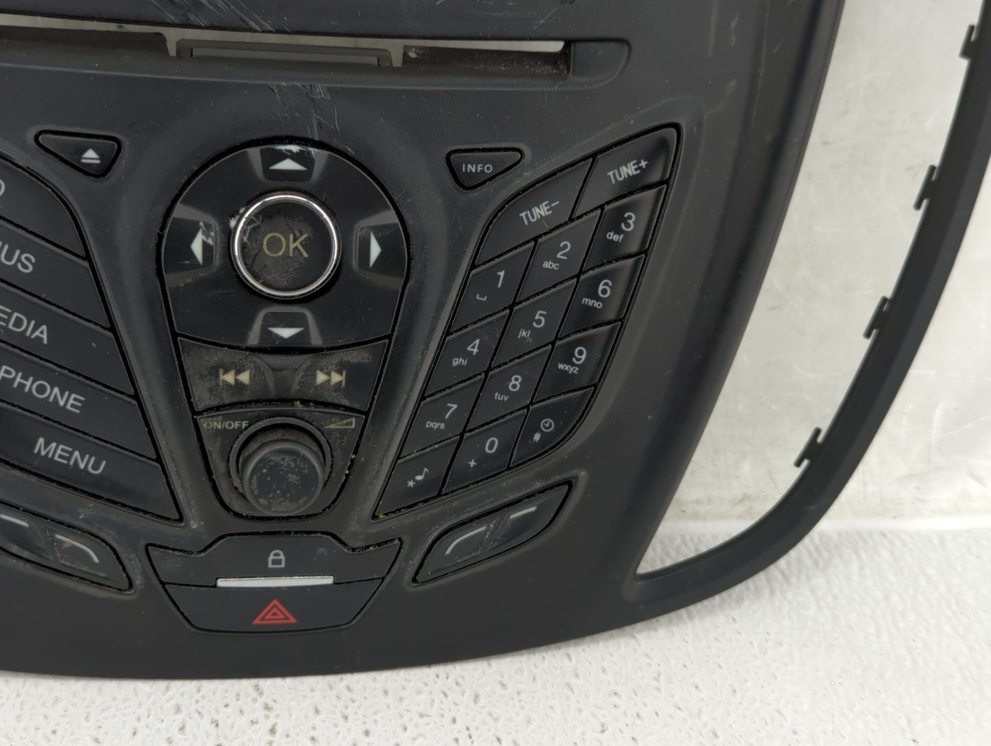 2013-2016 Ford Escape Radio Control Panel - Oemusedautoparts1.com