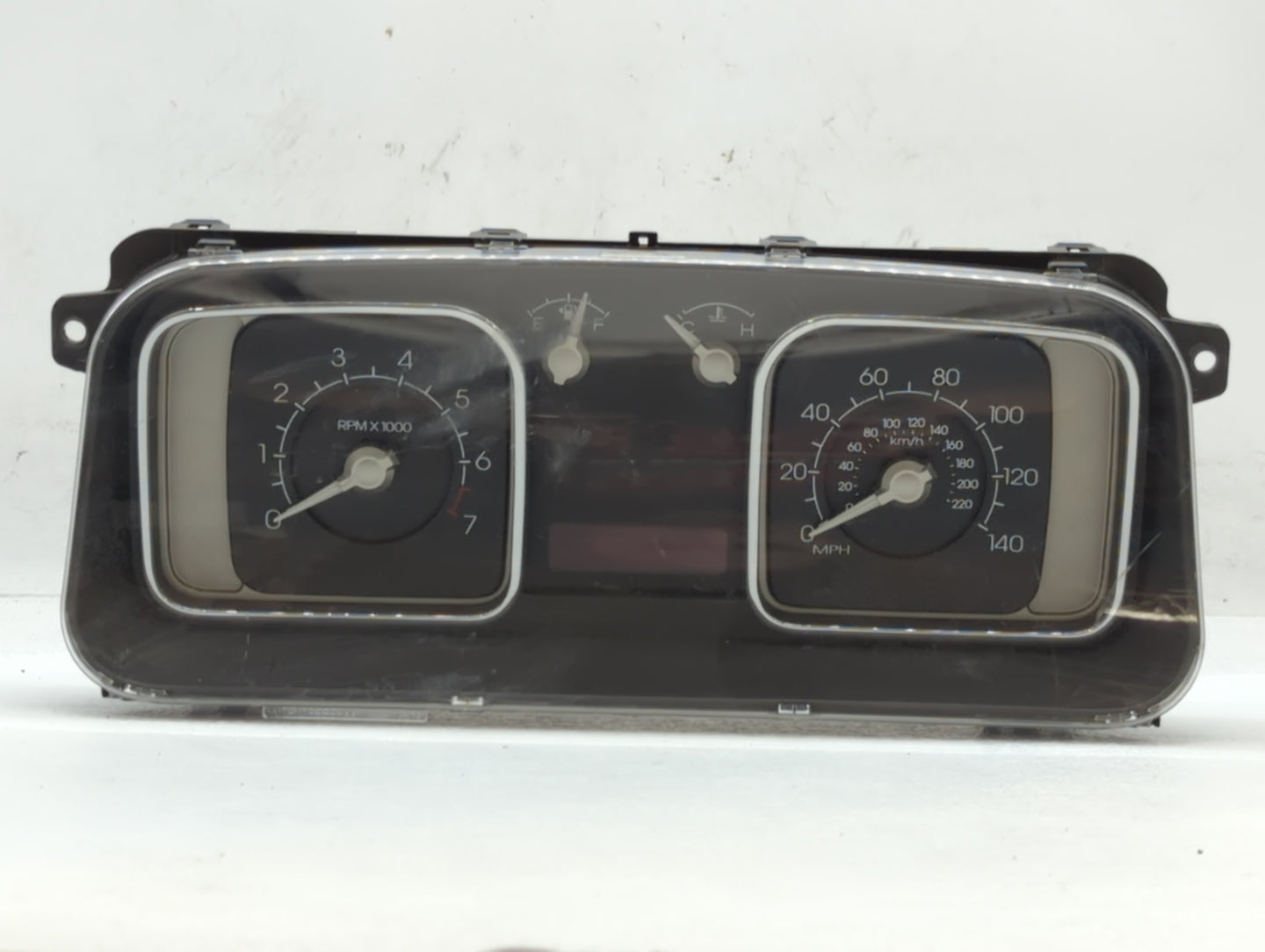 2014 Ford Escape Instrument Cluster Speedometer Gauges P/N:CL8F-10894-B CV4T-14C026-BH, DJ5T-10849-THA Fits OEM Used Auto Pa