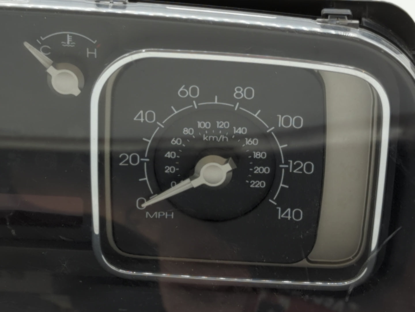 2014 Ford Escape Instrument Cluster Speedometer Gauges P/N:CL8F-10894-B CV4T-14C026-BH, DJ5T-10849-THA Fits OEM Used Auto Pa