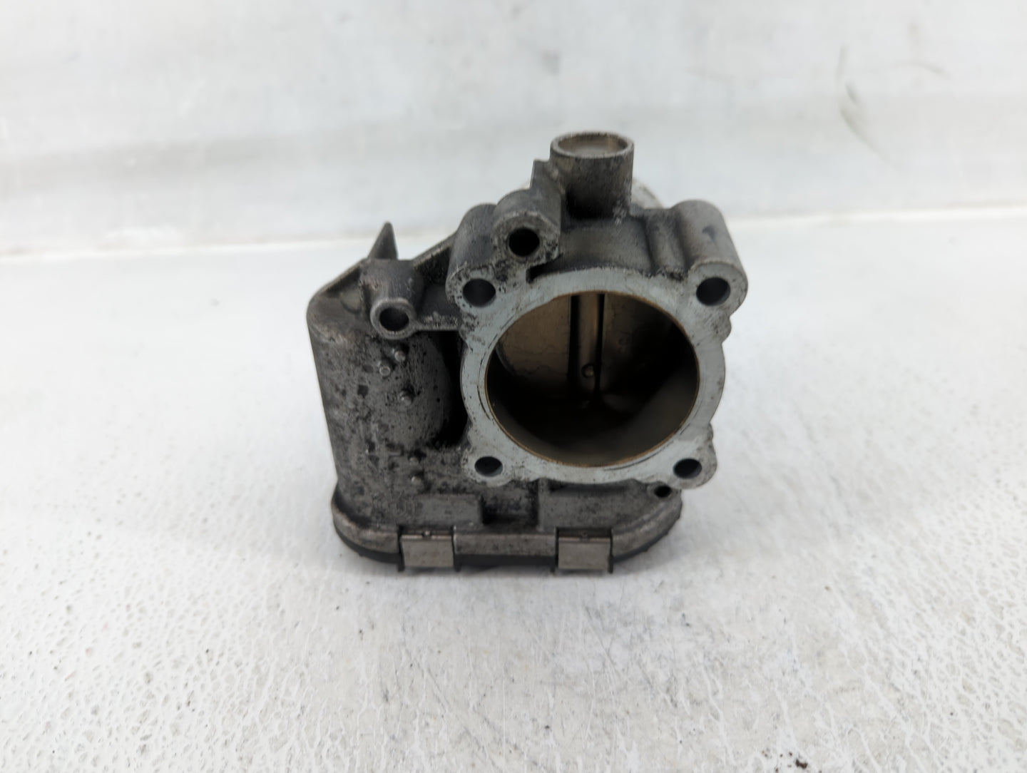 2013-2016 Ford Escape Throttle Body P/N:7S7G-9F991-CA Fits Fits 2013 2014 2015 2016 2017 2018 2019 OEM Used Auto Parts - Oem