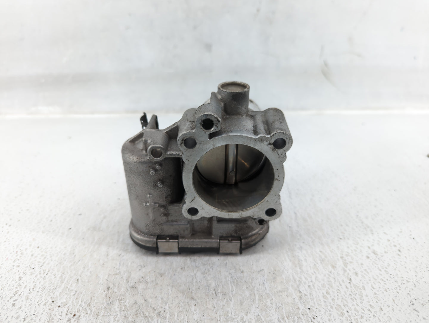 2013-2016 Ford Escape Throttle Body P/N:7S7G-9F991-CA Fits Fits 2013 2014 2015 2016 2017 2018 2019 OEM Used Auto Parts - Oem