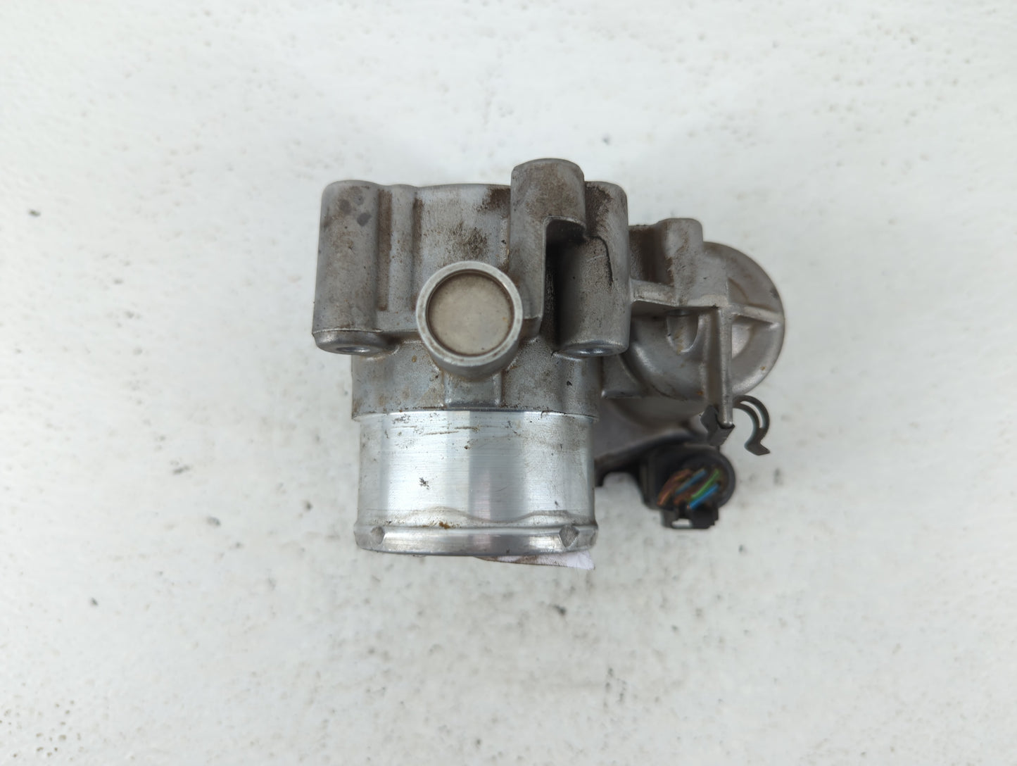 2013-2016 Ford Escape Throttle Body P/N:7S7G-9F991-CA Fits Fits 2013 2014 2015 2016 2017 2018 2019 OEM Used Auto Parts - Oem
