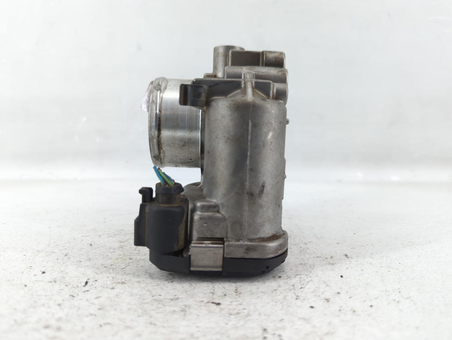 2013-2016 Ford Escape Throttle Body P/N:7S7G-9F991-CA Fits Fits 2013 2014 2015 2016 2017 2018 2019 OEM Used Auto Parts - Oem