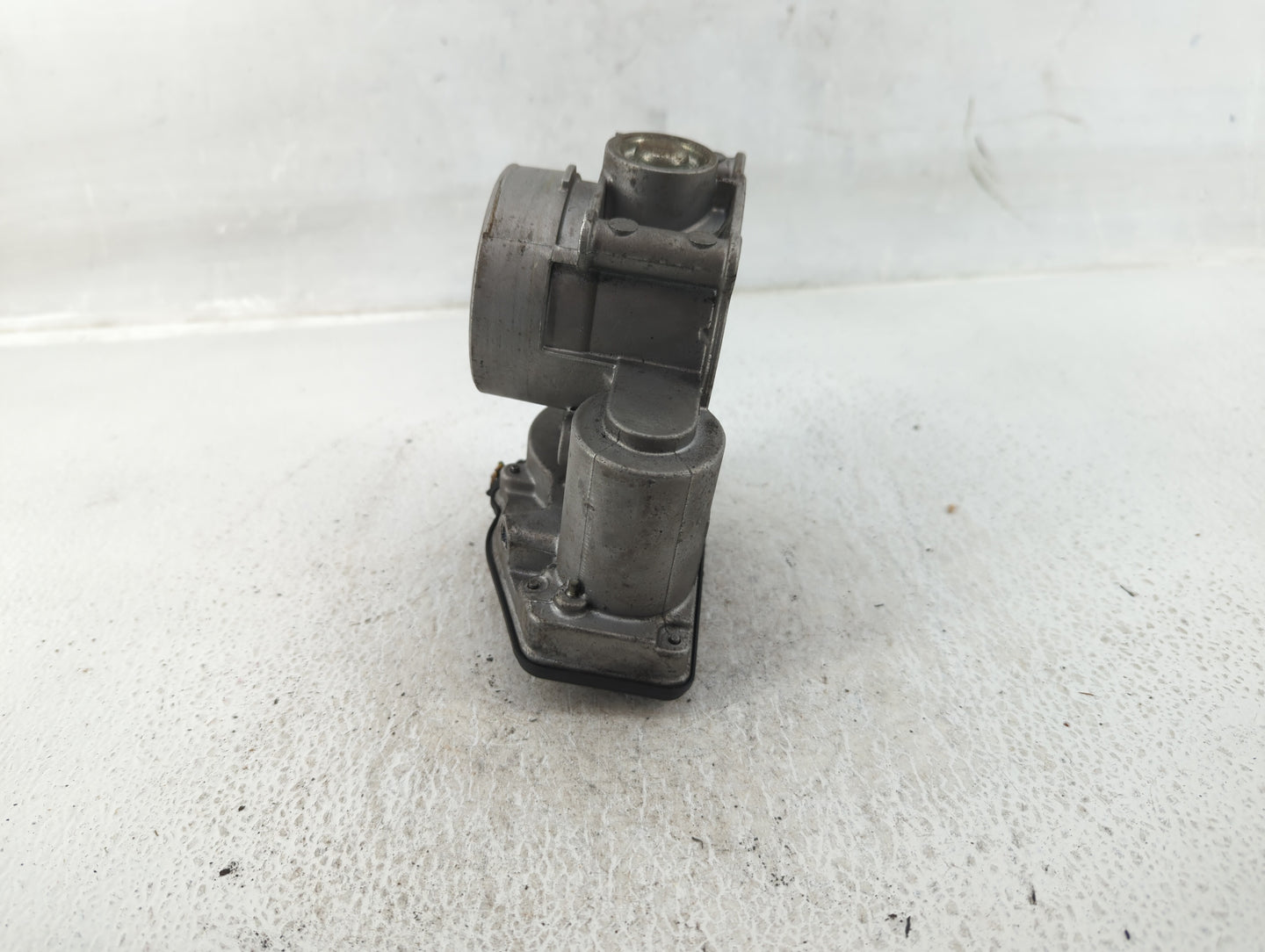 2013-2022 Ford Escape Throttle Body P/N:DS7E-9F991-AF Fits Fits 2013 2014 2015 2016 2017 2018 2019 2020 2021 2022 OEM Used A