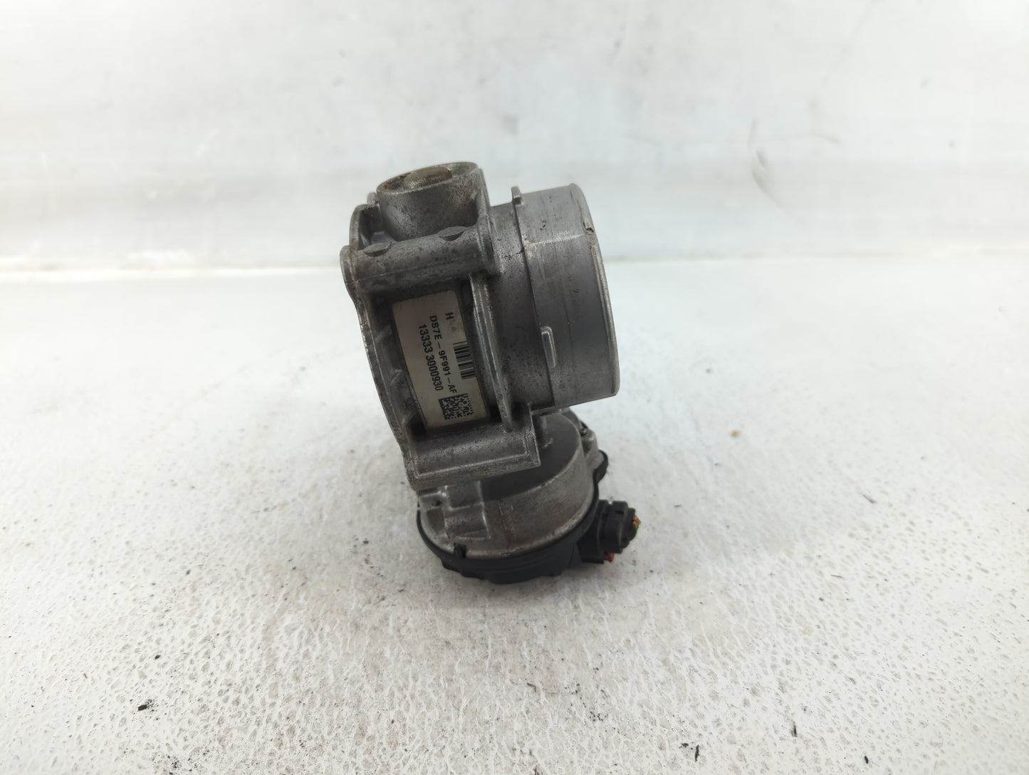 2013-2022 Ford Escape Throttle Body P/N:DS7E-9F991-AF Fits Fits 2013 2014 2015 2016 2017 2018 2019 2020 2021 2022 OEM Used A