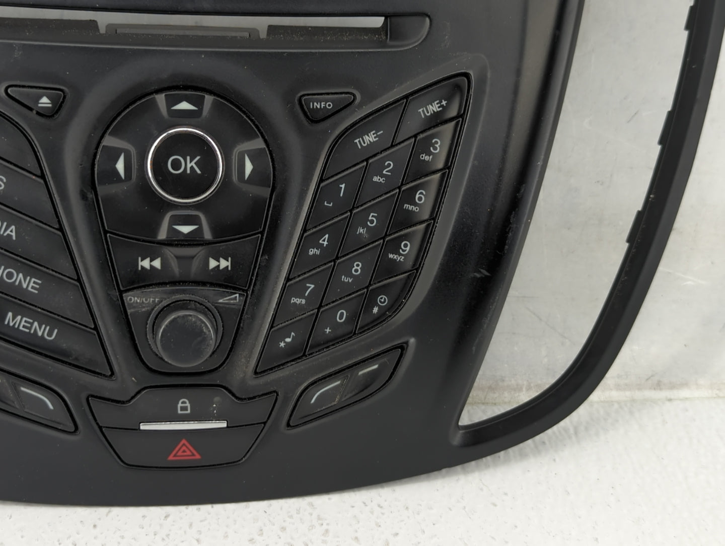 2013-2016 Ford Escape Radio Control Panel - Oemusedautoparts1.com