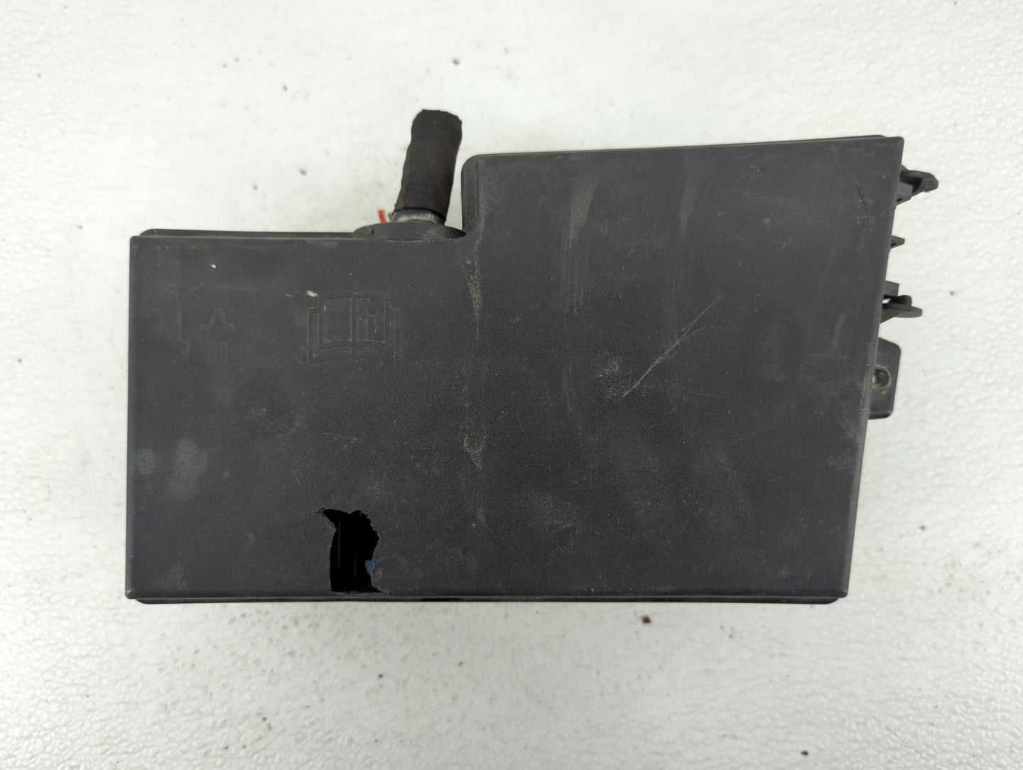 2013-2016 Ford Escape Fusebox Fuse Box Panel Relay Module P/N:AV6T-14A142-AB Fits Fits 2013 2014 2015 2016 OEM Used Auto Par
