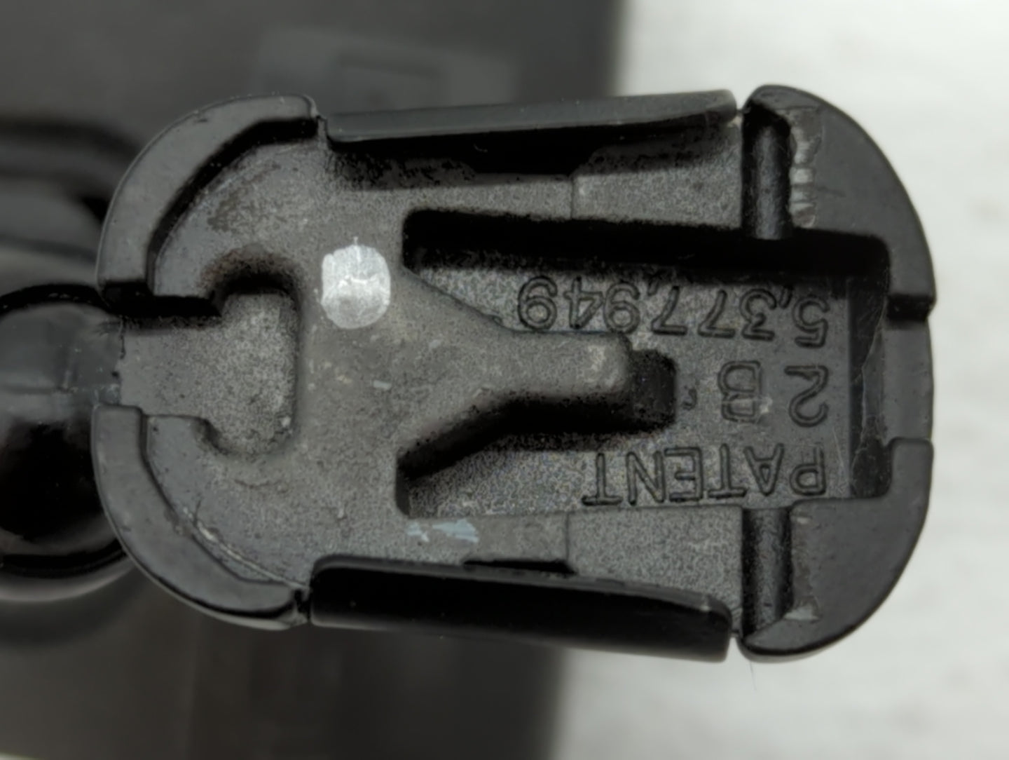 2001-2016 Ford Escape Interior Rear View Mirror Replacement OEM P/N:E8011681 Fits OEM Used Auto Parts - Oemusedautoparts1.co