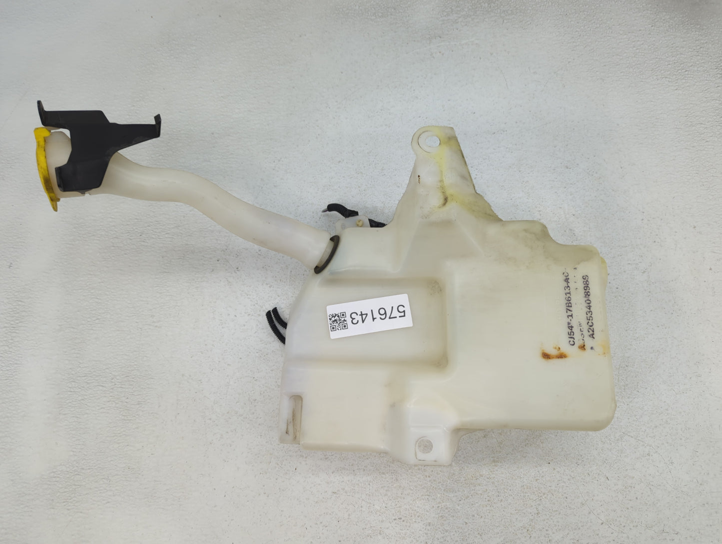 2013-2014 Ford Escape Windshield Washer Fluid Reservoir Bottle Oem - Oemusedautoparts1.com