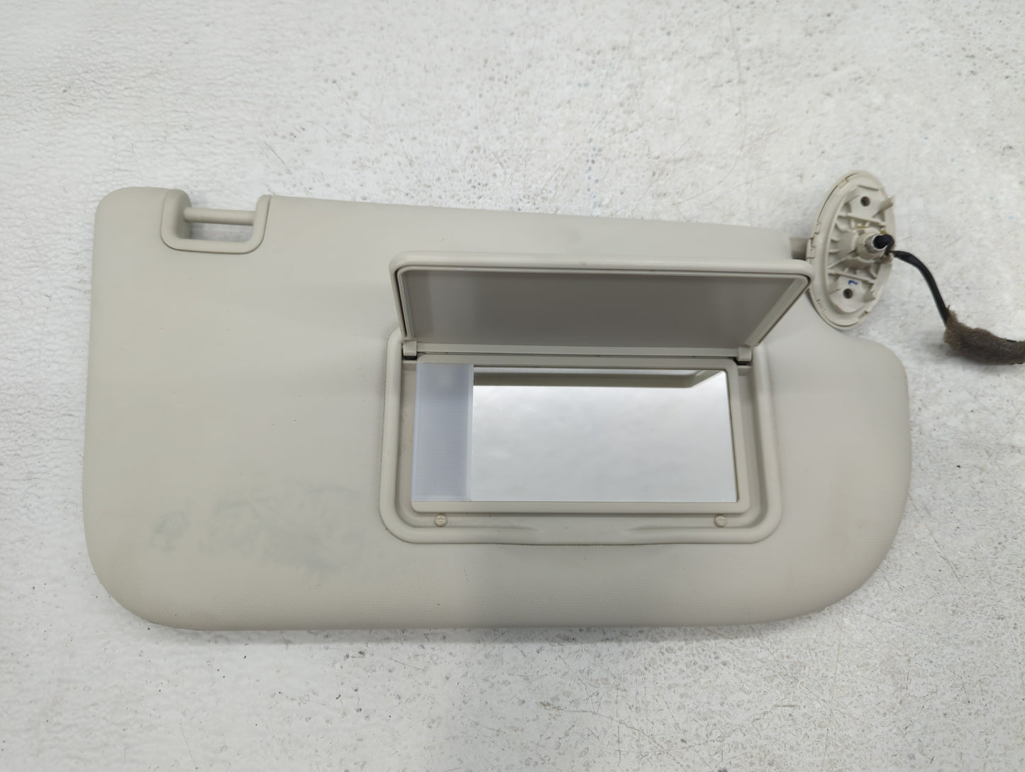2013-2019 Ford Escape Sun Visor Shade Replacement Passenger Right Mirror Fits Fits 2013 2014 2015 2016 2017 2018 2019 OEM Us