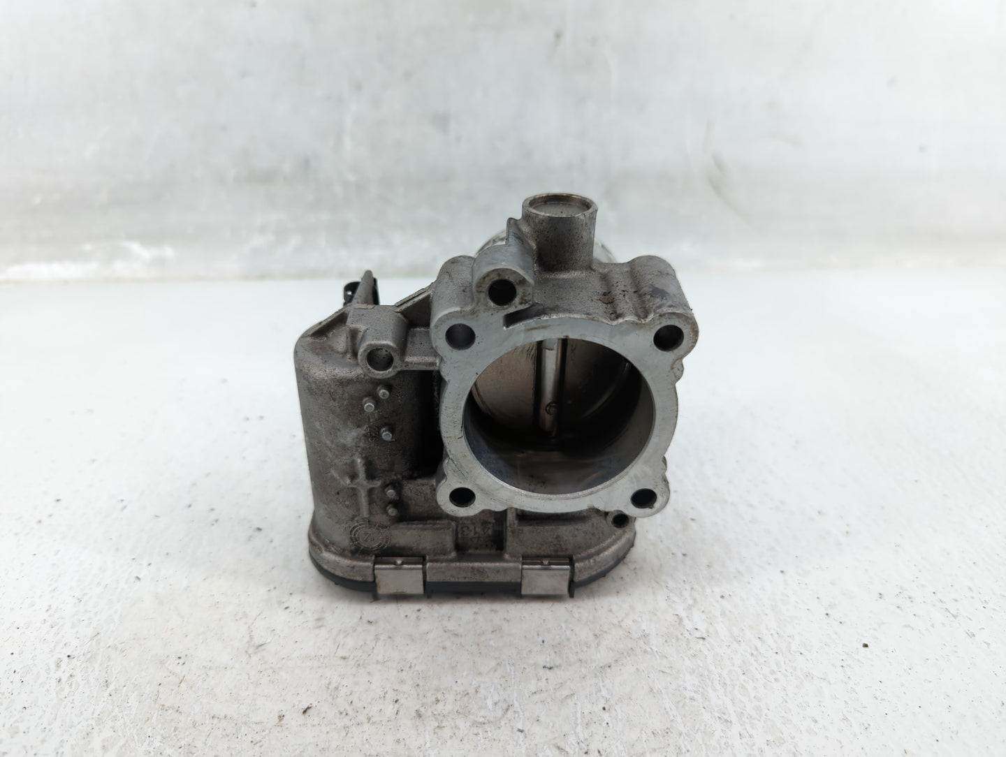 2013-2016 Ford Escape Throttle Body P/N:7S7G-9F991-CA Fits Fits 2013 2014 2015 2016 2017 2018 2019 OEM Used Auto Parts - Oem