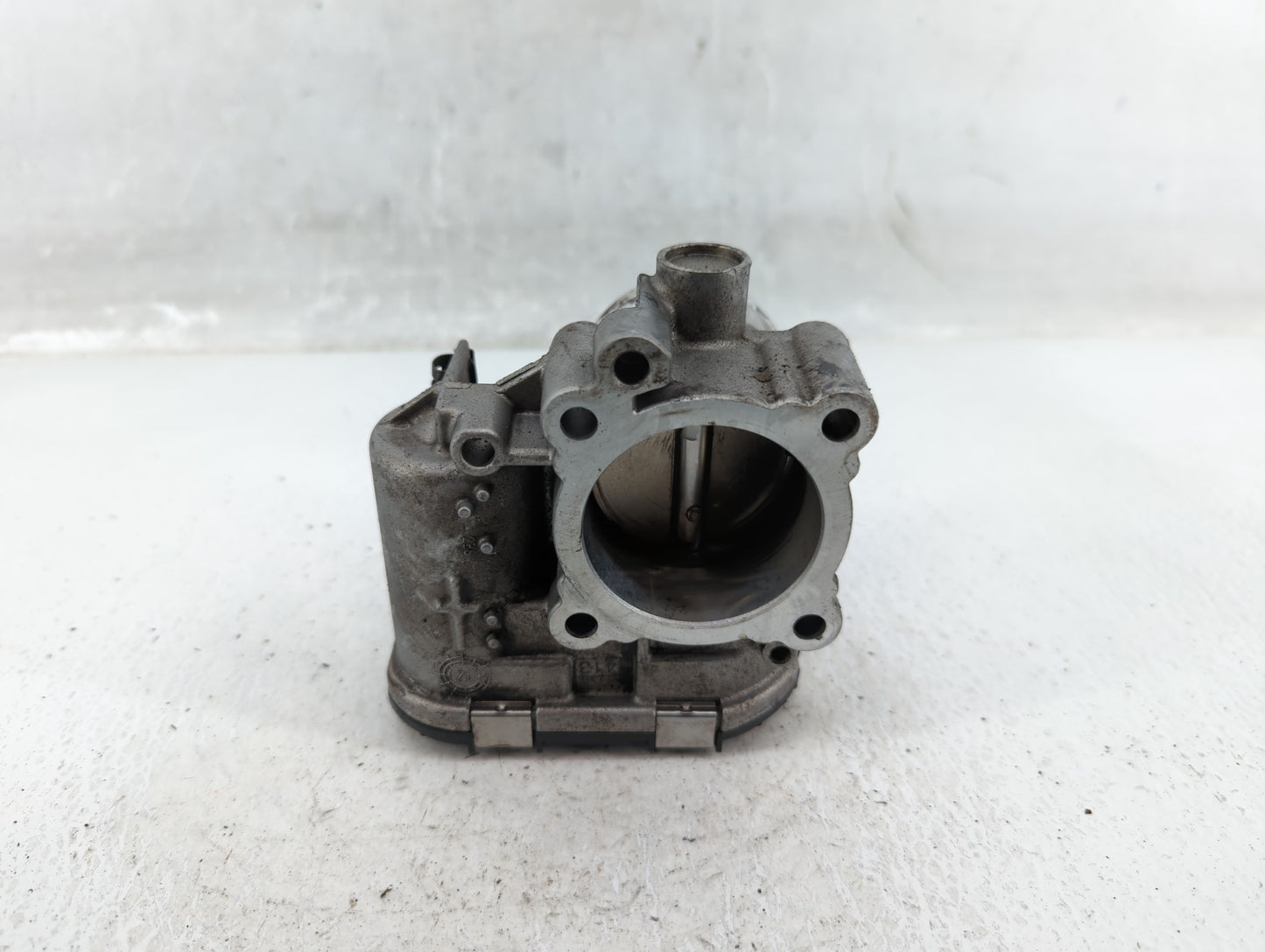 2013-2016 Ford Escape Throttle Body P/N:7S7G-9F991-CA Fits Fits 2013 2014 2015 2016 2017 2018 2019 OEM Used Auto Parts - Oem