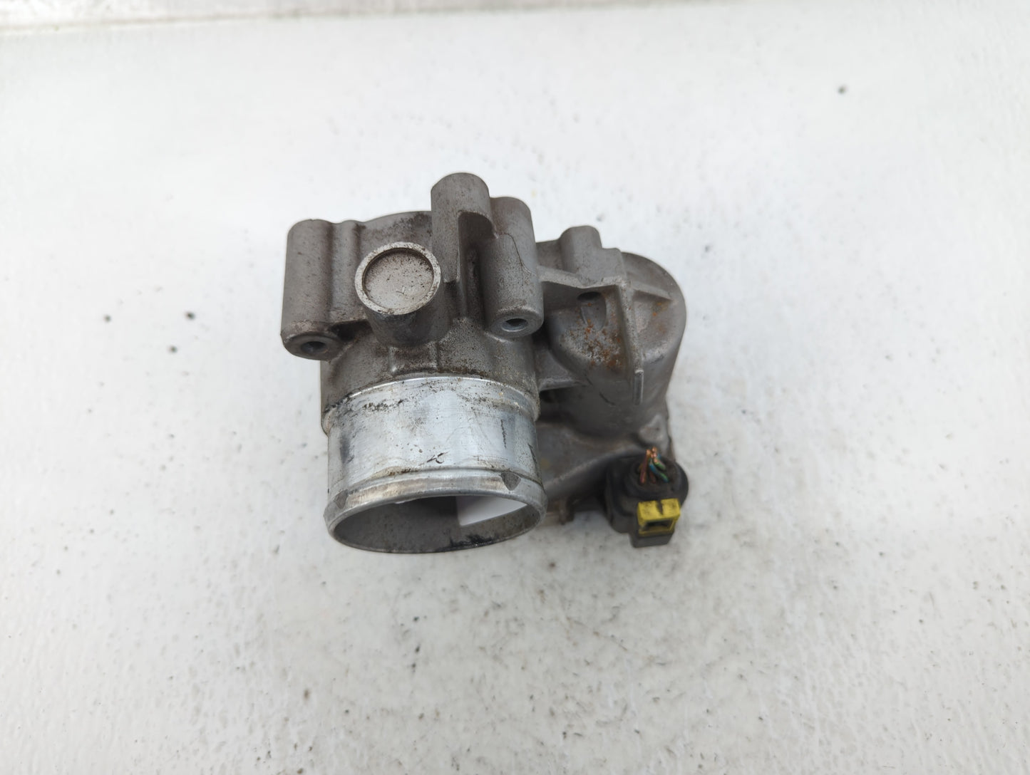 2013-2016 Ford Escape Throttle Body P/N:7S7G-9F991-CA Fits Fits 2013 2014 2015 2016 2017 2018 2019 OEM Used Auto Parts - Oem