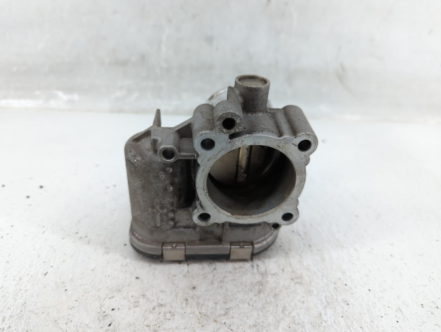 2013-2016 Ford Escape Throttle Body P/N:7S7G-9F991-CA Fits Fits 2013 2014 2015 2016 2017 2018 2019 OEM Used Auto Parts - Oem