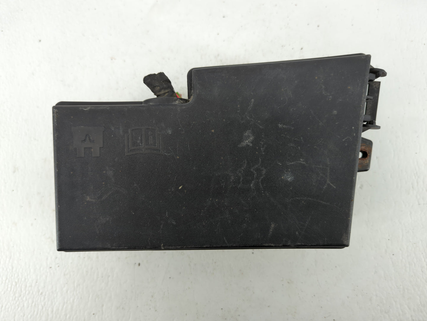 2013-2016 Ford Escape Fusebox Fuse Box Panel Relay Module P/N:AV6T-14A067-AD Fits Fits 2013 2014 2015 2016 OEM Used Auto Par