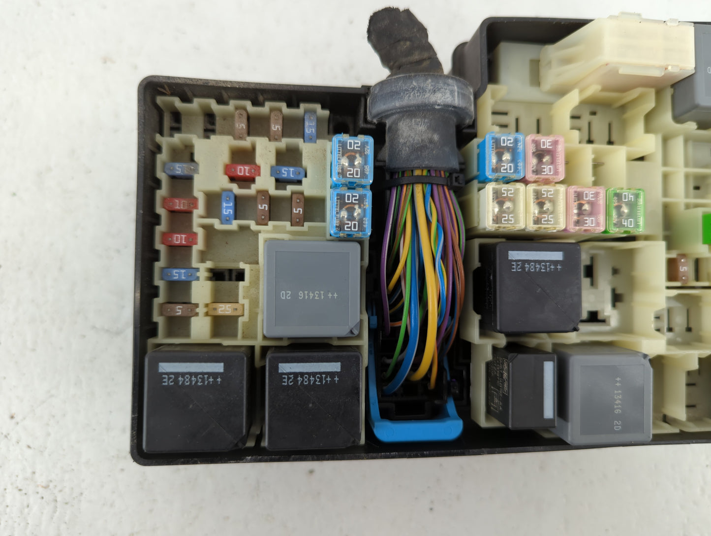 2013-2016 Ford Escape Fusebox Fuse Box Panel Relay Module P/N:AV6T-14A067-AD Fits Fits 2013 2014 2015 2016 OEM Used Auto Par