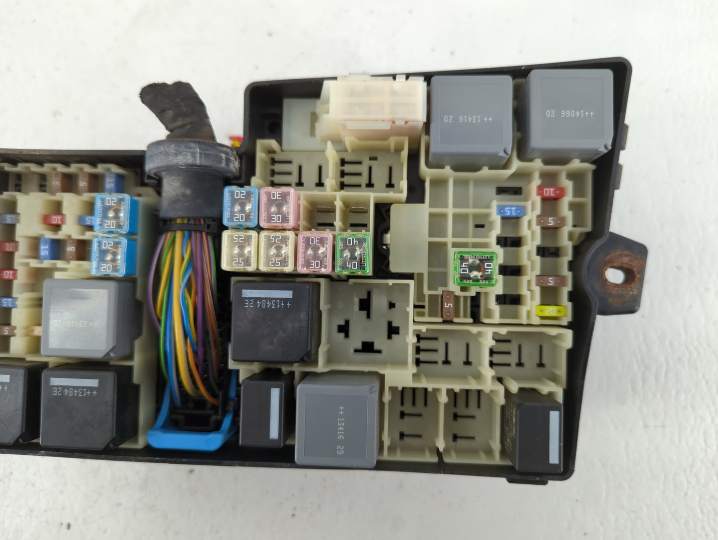 2013-2016 Ford Escape Fusebox Fuse Box Panel Relay Module P/N:AV6T-14A067-AD Fits Fits 2013 2014 2015 2016 OEM Used Auto Par