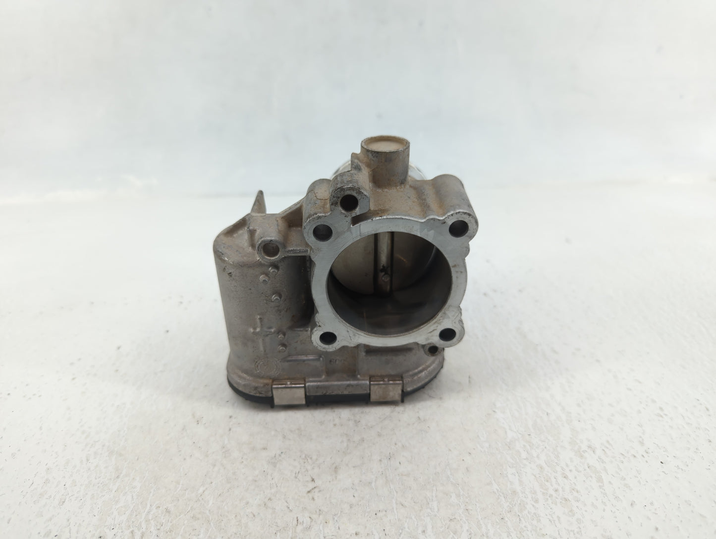 2013-2016 Ford Escape Throttle Body P/N:7S7G-9F991-CA Fits Fits 2013 2014 2015 2016 2017 2018 2019 OEM Used Auto Parts - Oem