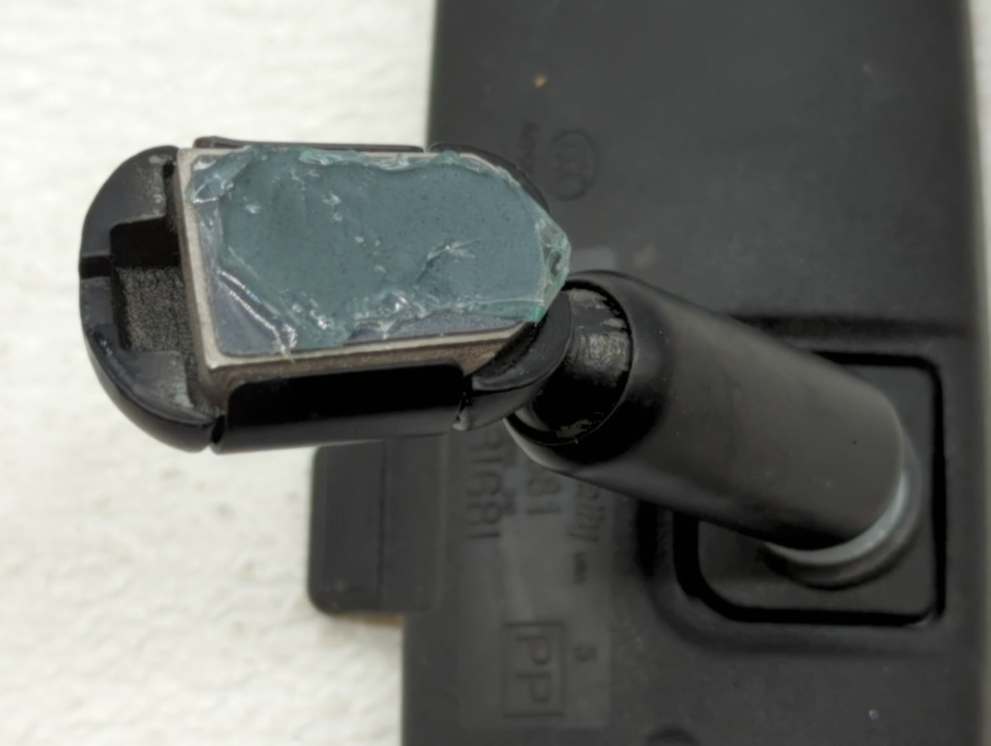 2001-2016 Ford Escape Interior Rear View Mirror Replacement OEM P/N:E8011681 Fits OEM Used Auto Parts - Oemusedautoparts1.co