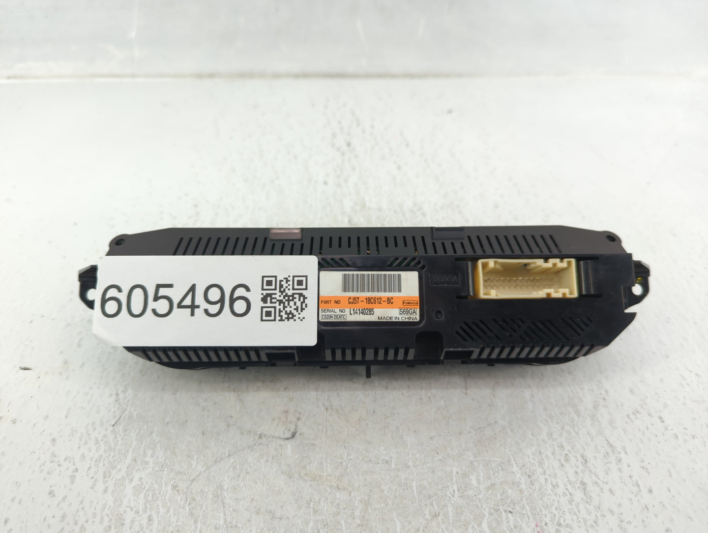 2013-2015 Ford Escape Climate Control Module Temperature AC/Heater Replacement P/N:CJ5T-18C612-BC Fits Fits 2013 2014 2015 O