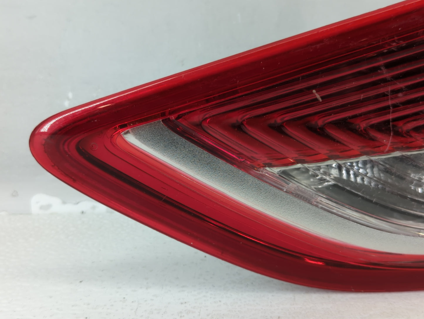 2013-2016 Ford Escape Tail Light Assembly Passenger Right OEM P/N:CJ54-13A602-A Fits Fits 2013 2014 2015 2016 OEM Used Auto 