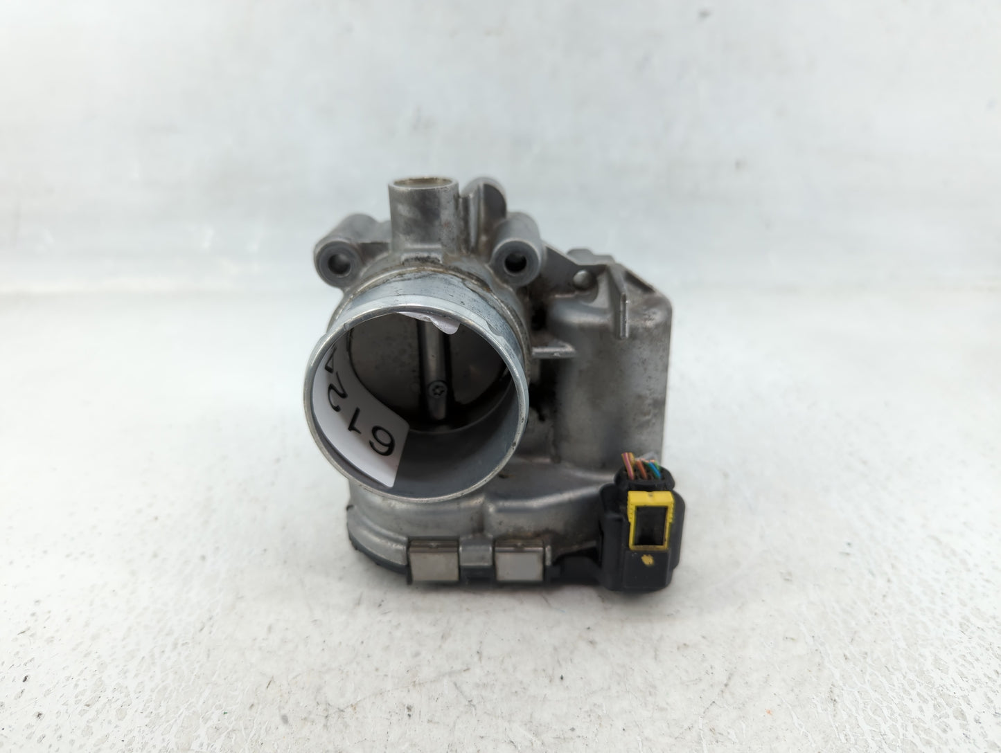 2013-2016 Ford Escape Throttle Body P/N:7S7G-9F991-CA Fits Fits 2013 2014 2015 2016 2017 2018 2019 OEM Used Auto Parts - Oem
