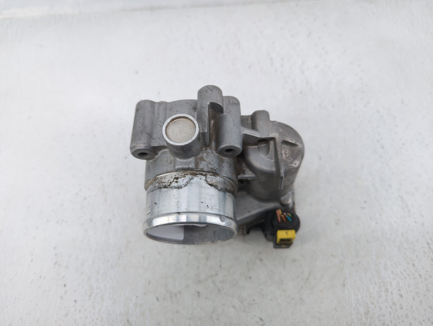 2013-2016 Ford Escape Throttle Body P/N:7S7G-9F991-CA Fits Fits 2013 2014 2015 2016 2017 2018 2019 OEM Used Auto Parts - Oem