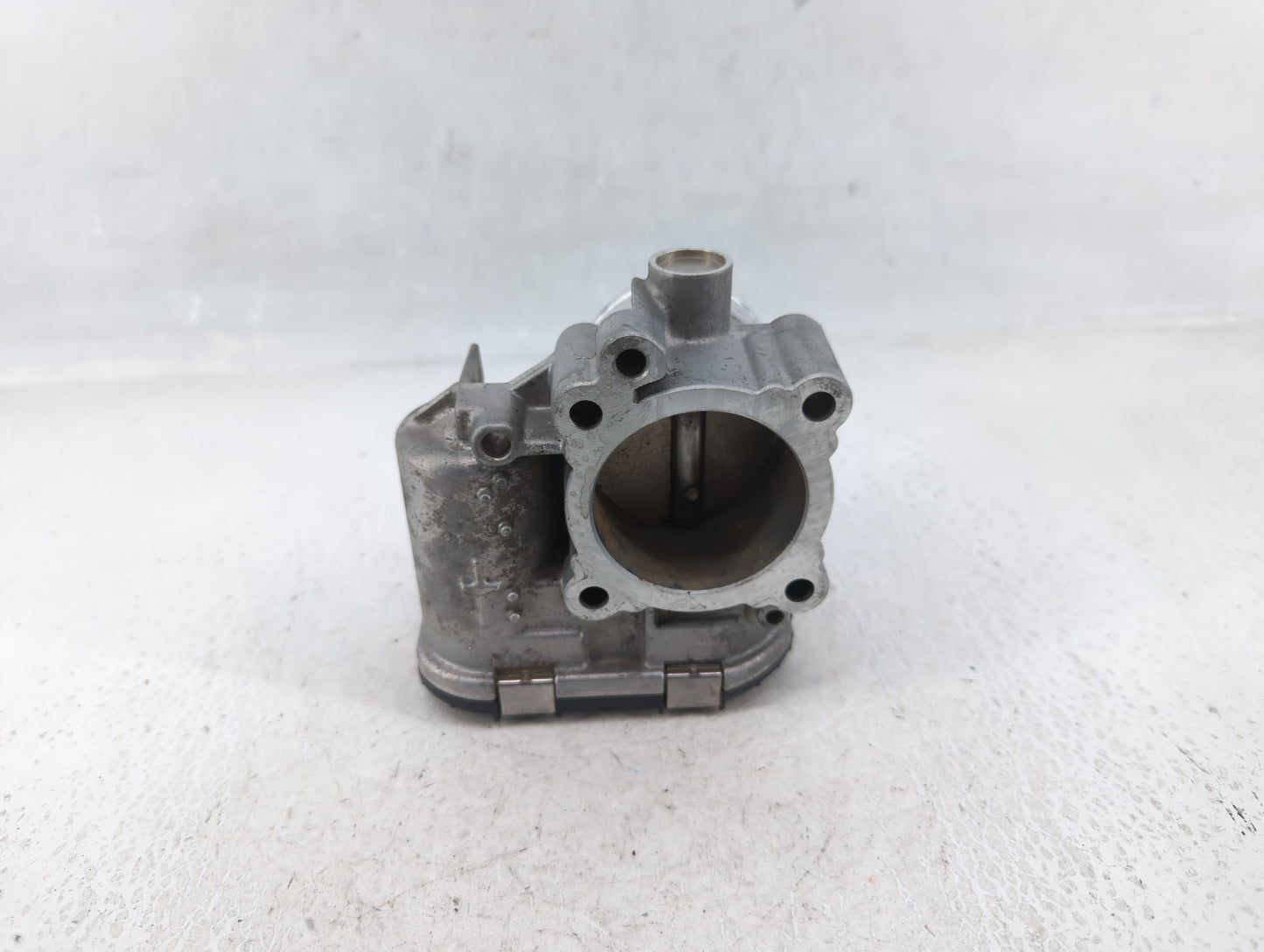 2013-2016 Ford Escape Throttle Body P/N:7S7G-9F991-CA Fits Fits 2013 2014 2015 2016 2017 2018 2019 OEM Used Auto Parts - Oem