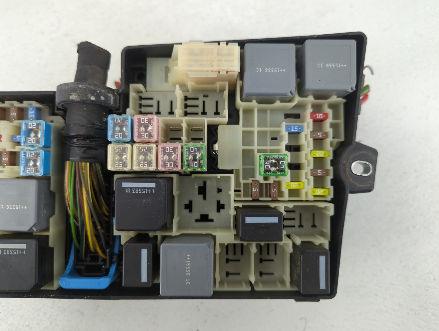 2013-2016 Ford Escape Fusebox Fuse Box Panel Relay Module P/N:AV6T-14A067-AD E00027328 Fits Fits 2013 2014 2015 2016 OEM Use