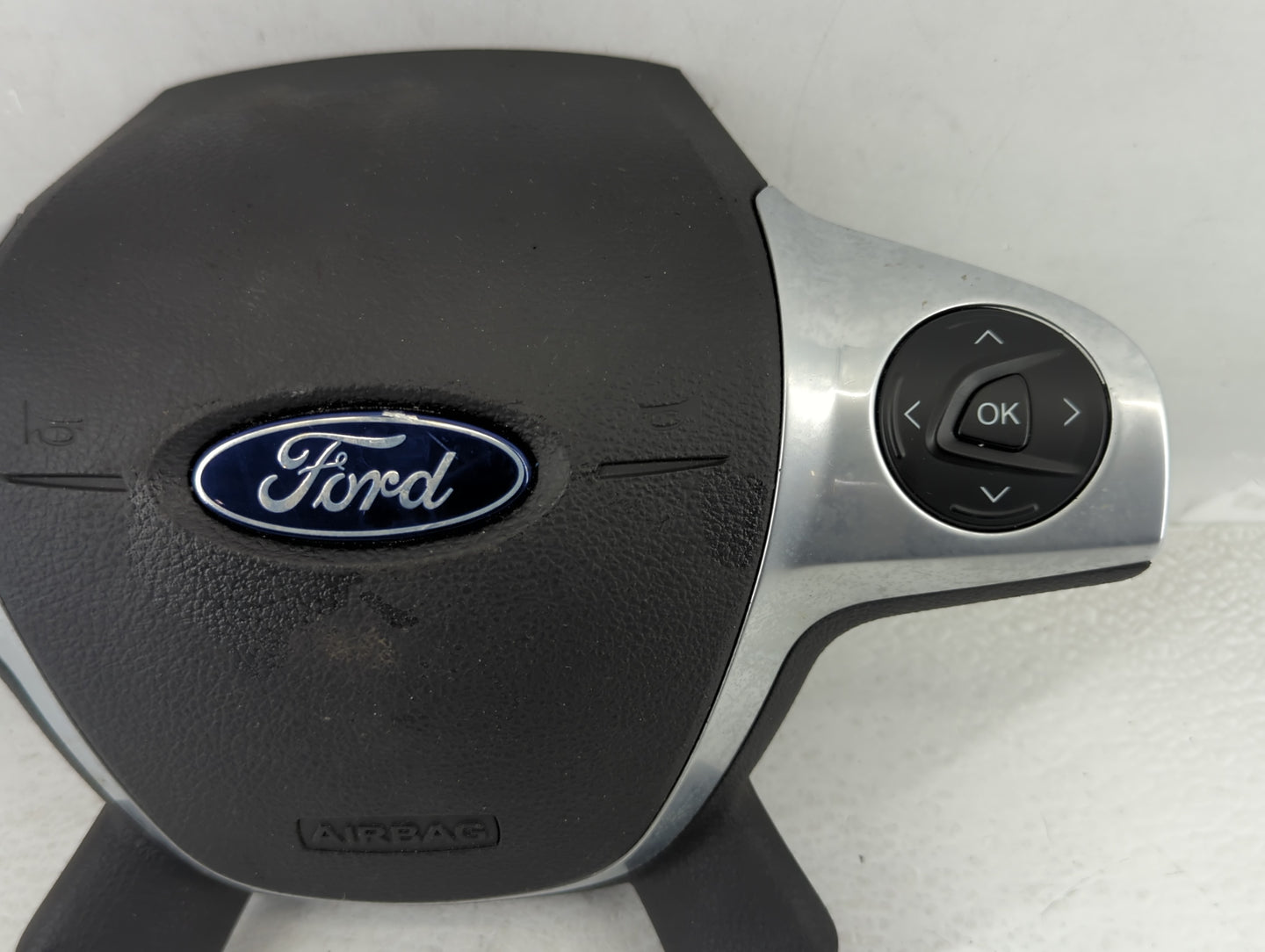 2013-2014 Ford Escape Air Bag Driver Left Steering Wheel Mounted P/N:CJ54 A042B85 Fits Fits 2013 2014 OEM Used Auto Parts - 