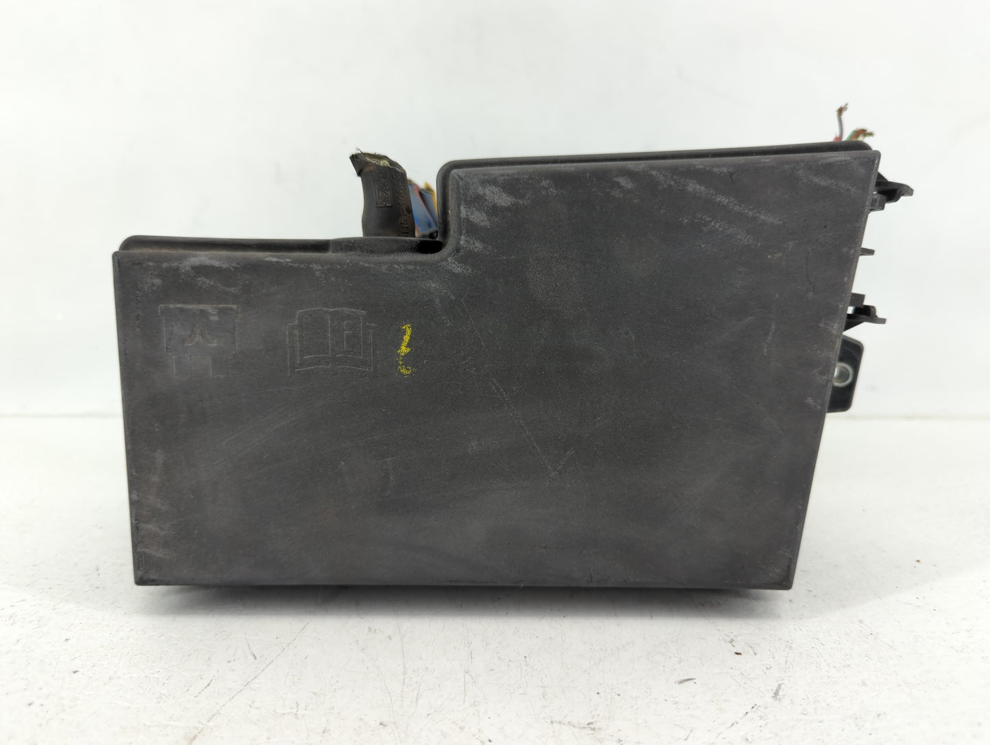 2013-2016 Ford Escape Fusebox Fuse Box Panel Relay Module P/N:AV6T-14A067-AD Fits Fits 2013 2014 2015 2016 OEM Used Auto Par