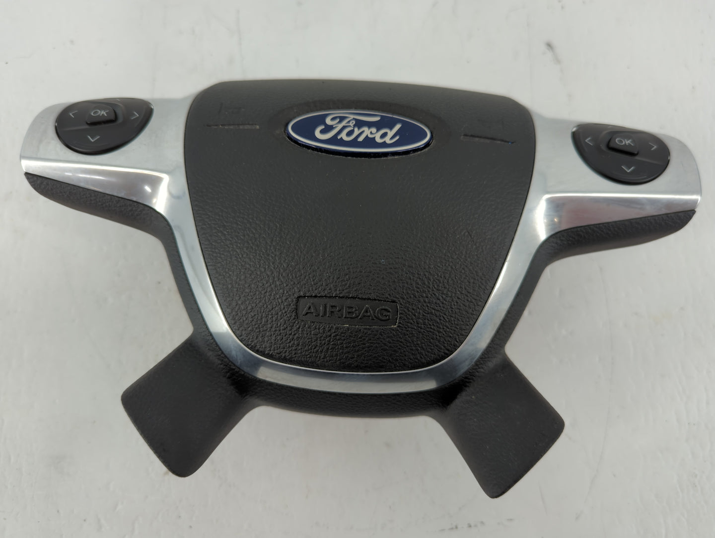 2013-2014 Ford Escape Air Bag Driver Left Steering Wheel Mounted P/N:CJ54 A042B85 CC3 Fits Fits 2013 2014 OEM Used Auto Part