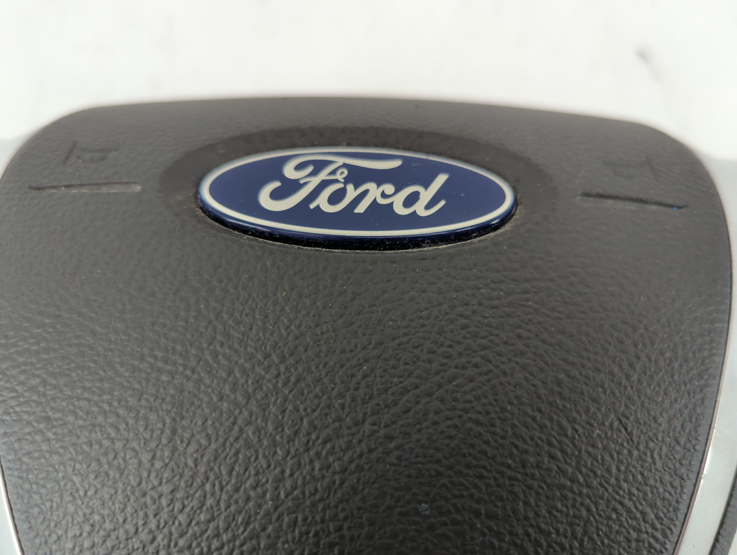 2013-2014 Ford Escape Air Bag Driver Left Steering Wheel Mounted P/N:CJ54 A042B85 CC3 Fits Fits 2013 2014 OEM Used Auto Part