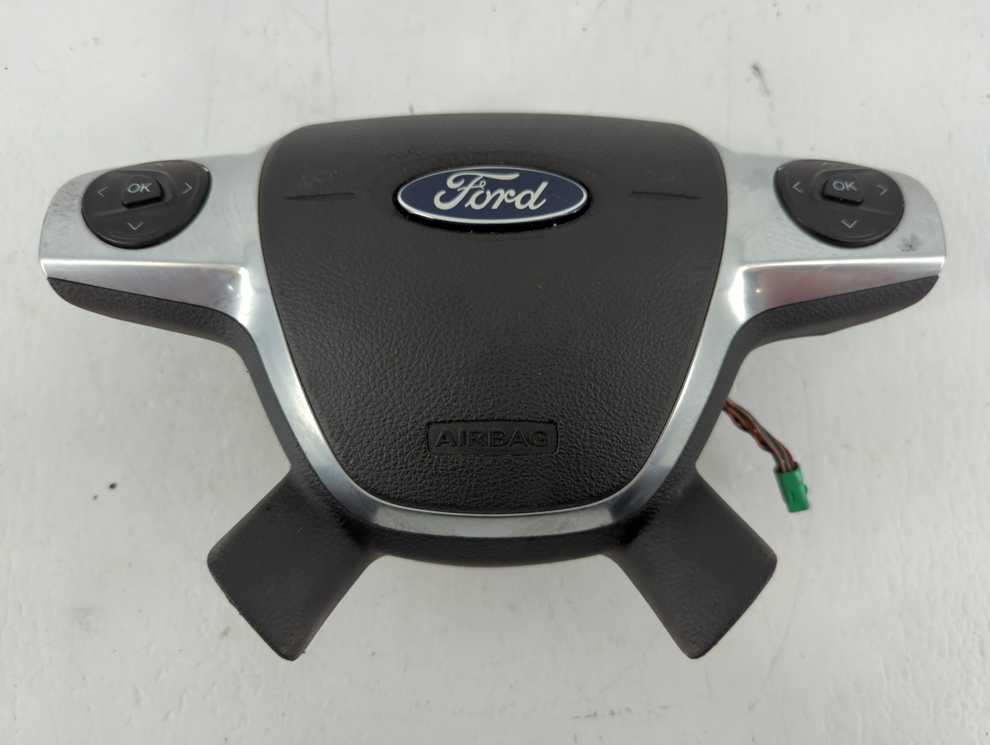 2013-2014 Ford Escape Air Bag Driver Left Steering Wheel Mounted P/N:CJ54 A042B85 BC3ZHE Fits Fits 2013 2014 OEM Used Auto P