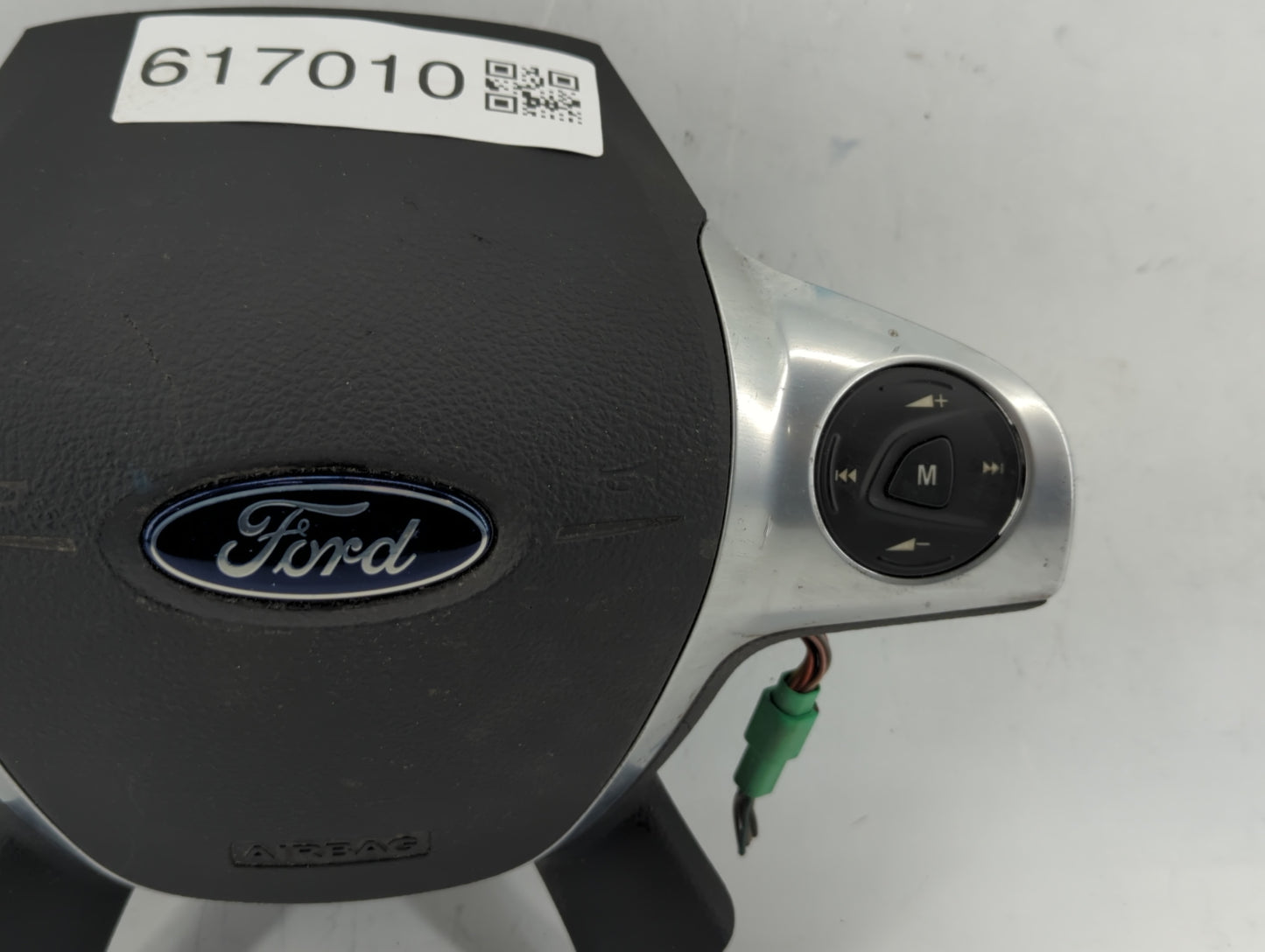 2013-2014 Ford Escape Air Bag Driver Left Steering Wheel Mounted P/N:CJ54 A042B85 BC3 Fits Fits 2013 2014 OEM Used Auto Part