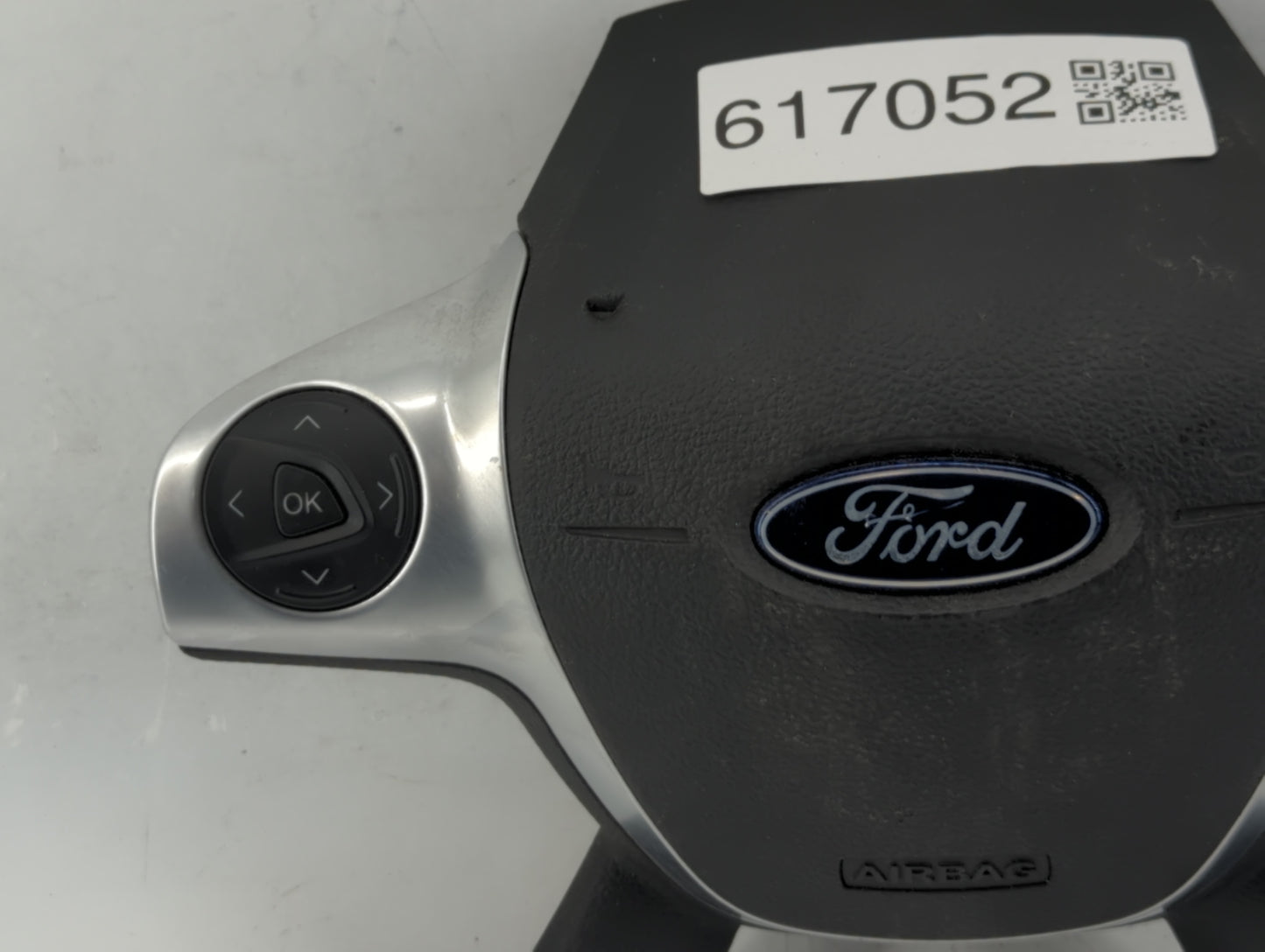 2013-2014 Ford Escape Air Bag Driver Left Steering Wheel Mounted P/N:CJ54 A042B85 BC3 Fits Fits 2013 2014 OEM Used Auto Part