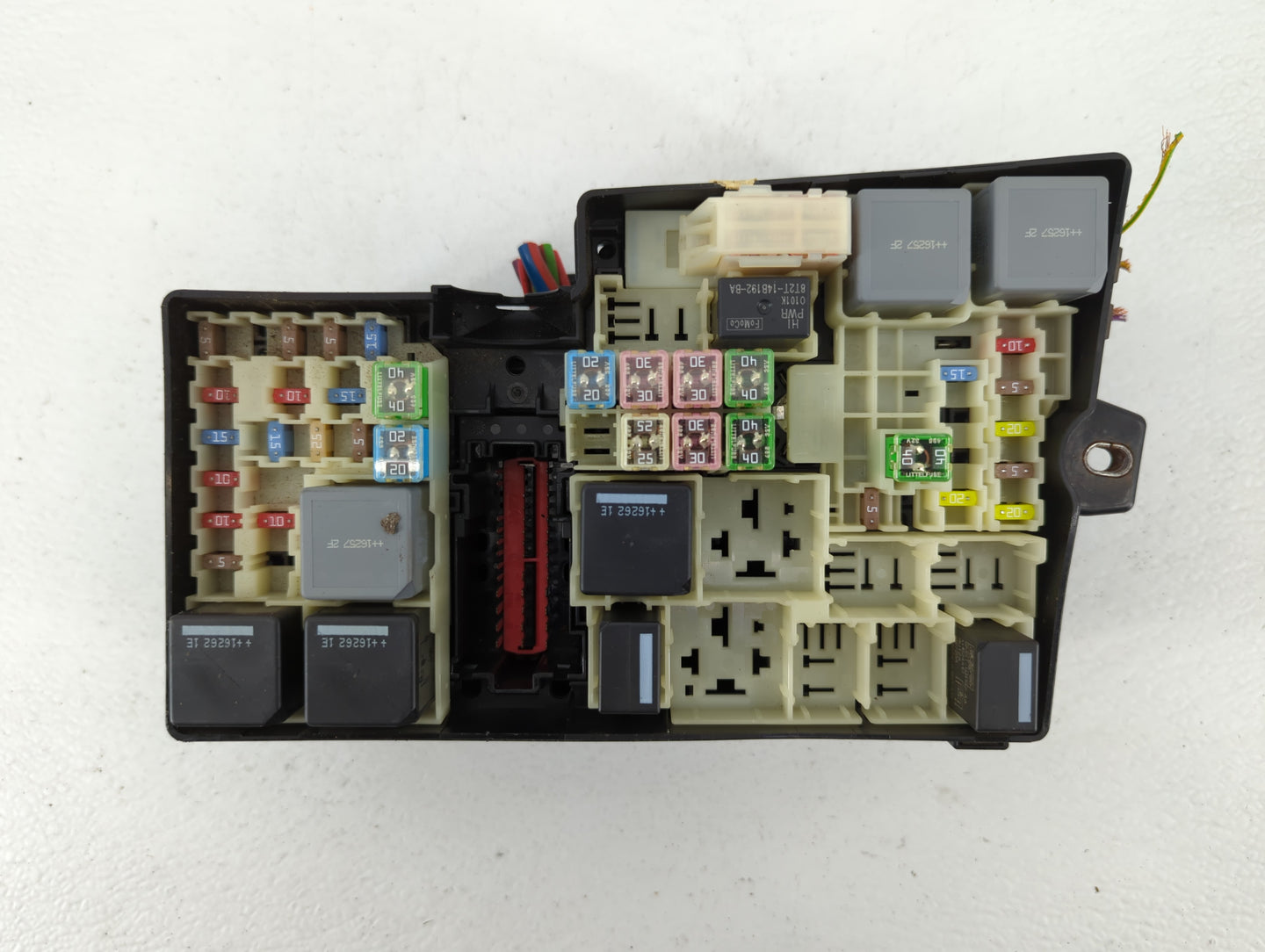 2013-2016 Ford Escape Fusebox Fuse Box Panel Relay Module P/N:AV6T-14A067-AD Fits Fits 2013 2014 2015 2016 OEM Used Auto Par