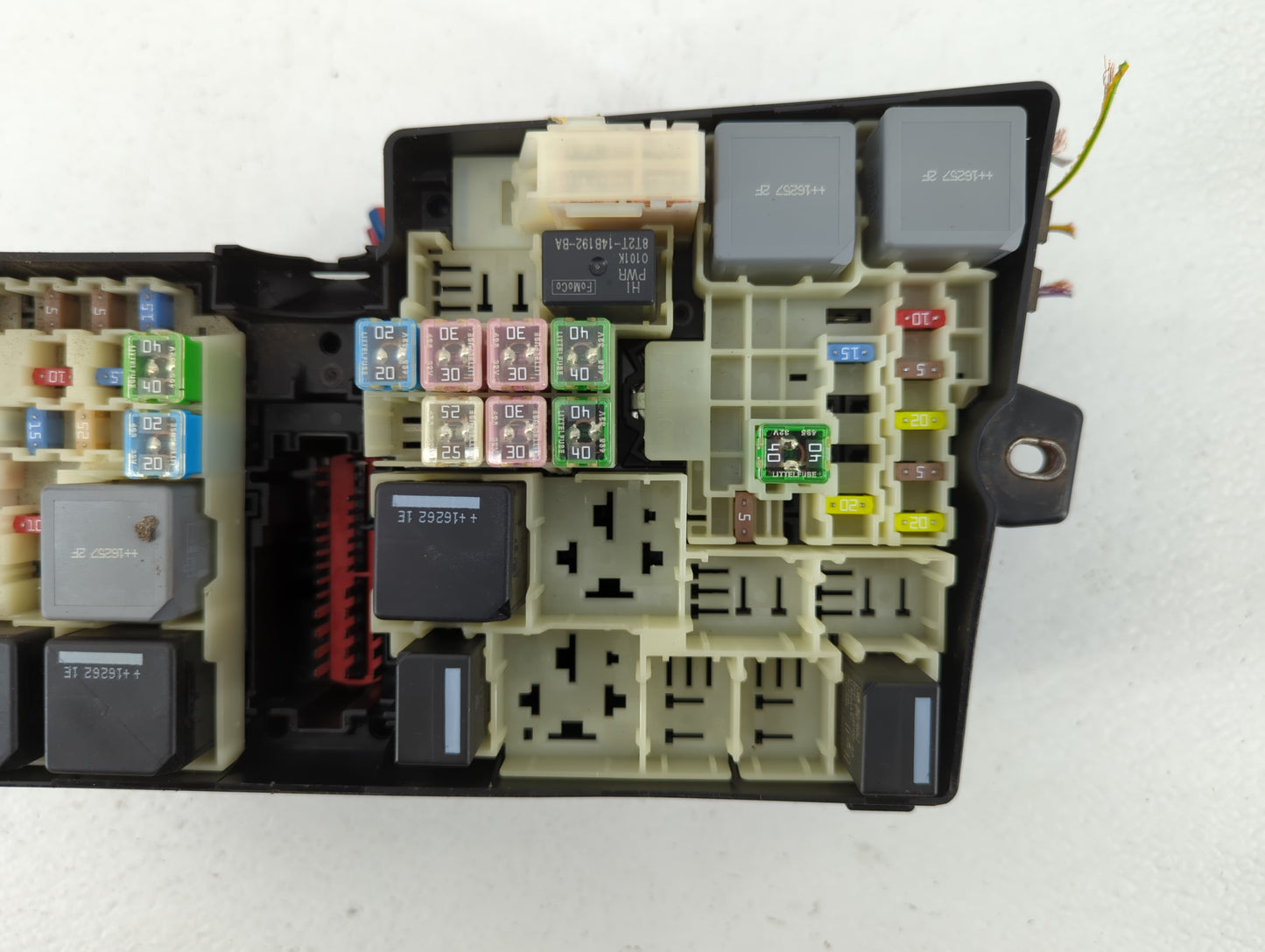 2013-2016 Ford Escape Fusebox Fuse Box Panel Relay Module P/N:AV6T-14A067-AD Fits Fits 2013 2014 2015 2016 OEM Used Auto Par