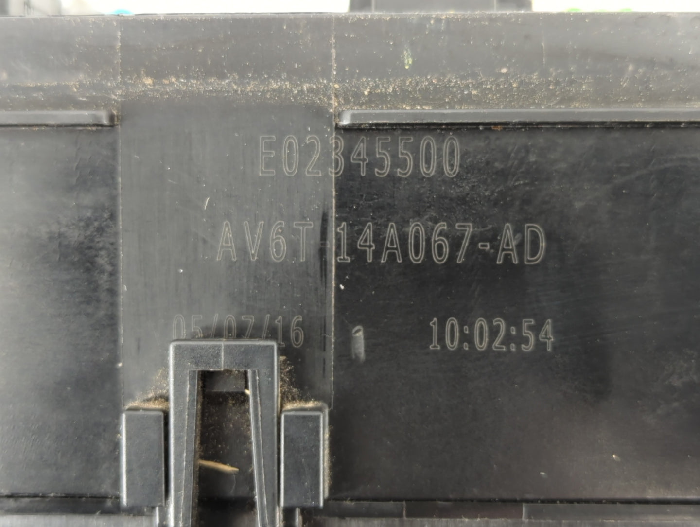 2013-2016 Ford Escape Fusebox Fuse Box Panel Relay Module P/N:AV6T-14A067-AD Fits Fits 2013 2014 2015 2016 OEM Used Auto Par