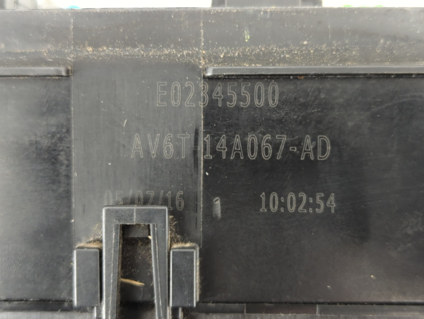 2013-2016 Ford Escape Fusebox Fuse Box Panel Relay Module P/N:AV6T-14A067-AD Fits Fits 2013 2014 2015 2016 OEM Used Auto Par