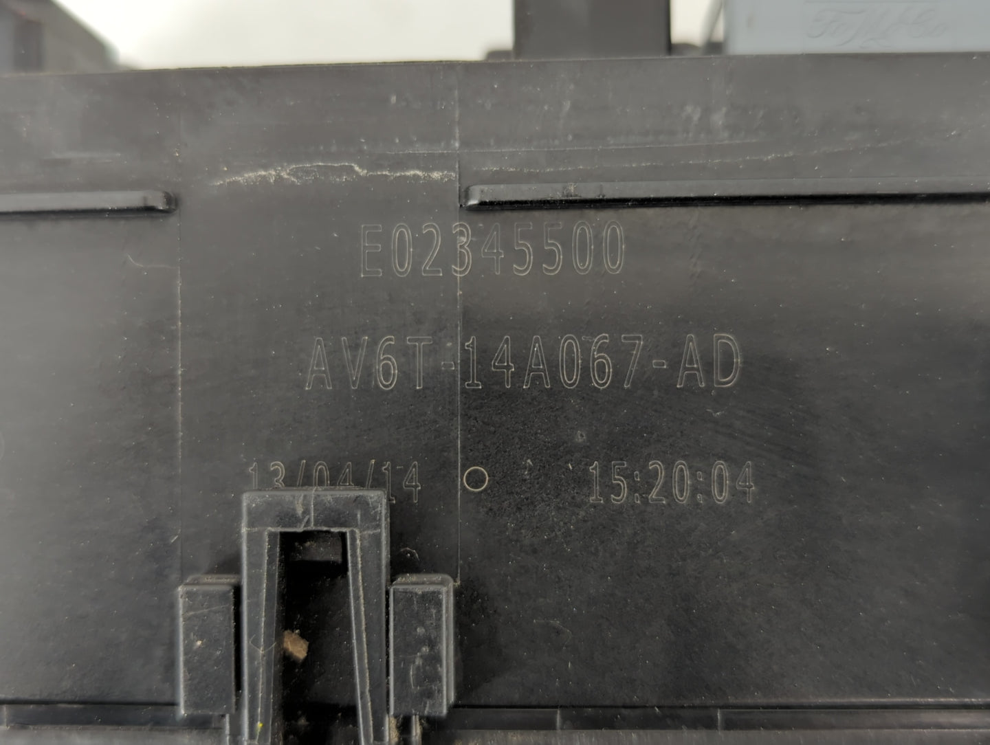 2013-2016 Ford Escape Fusebox Fuse Box Panel Relay Module P/N:AV6T-14A067-AD Fits Fits 2013 2014 2015 2016 OEM Used Auto Par