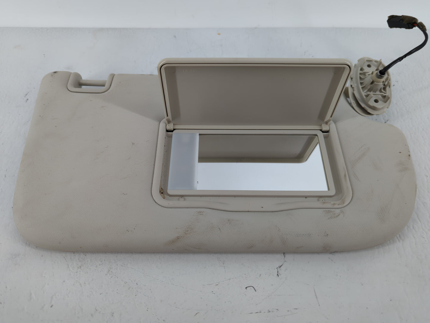 2013-2019 Ford Escape Sun Visor Shade Replacement Passenger Right Mirror Fits Fits 2013 2014 2015 2016 2017 2018 2019 OEM Us