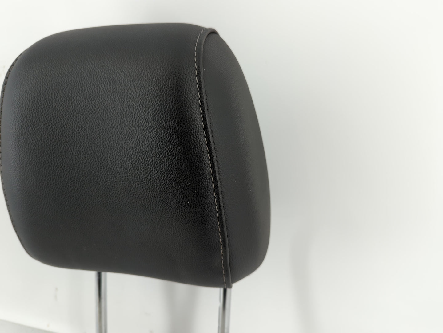 2014-2015 Ford Escape Headrest Head Rest Front Driver Passenger Seat - Oemusedautoparts1.com