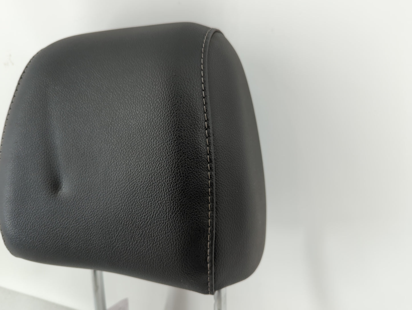 2014 Ford Escape Headrest Head Rest Front Driver Passenger Seat Black - Oemusedautoparts1.com