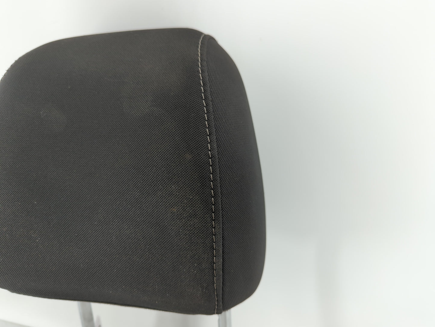 Ford Escape Headrest Head Rest Front Driver Passenger Seat Black - Oemusedautoparts1.com