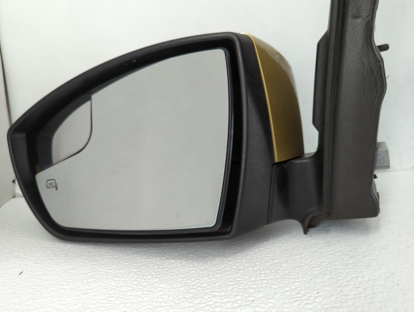 2013-2016 Ford Escape Driver Side View Mirror - Left Door Mirror OEM Used - Oemusedautoparts1.com