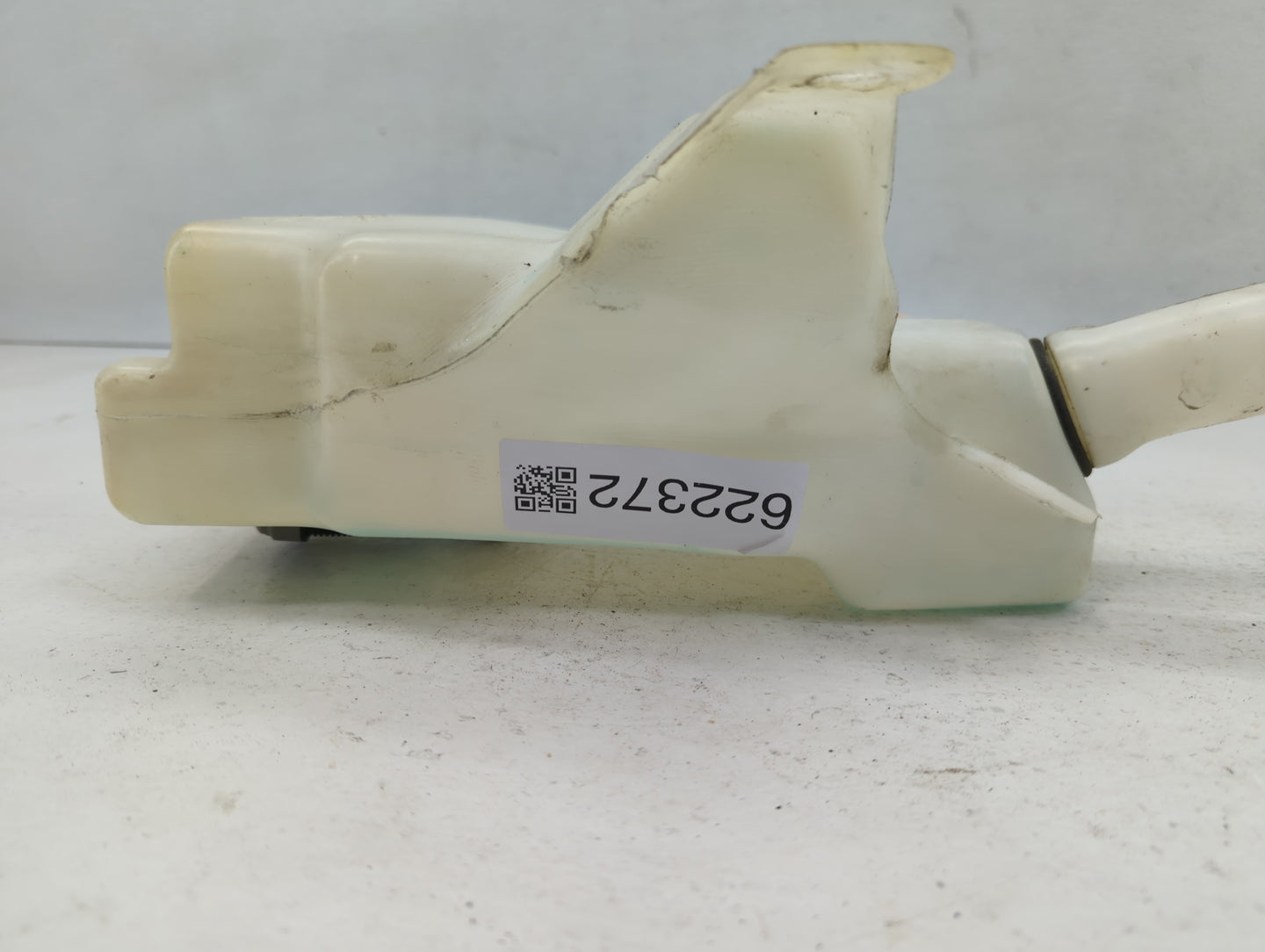 2013-2014 Ford Escape Windshield Washer Fluid Reservoir Bottle Oem - Oemusedautoparts1.com