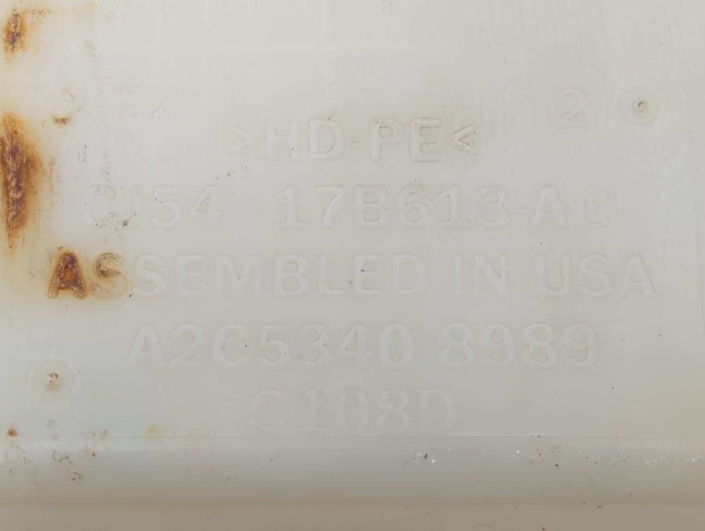 2013-2014 Ford Escape Windshield Washer Fluid Reservoir Bottle Oem - Oemusedautoparts1.com