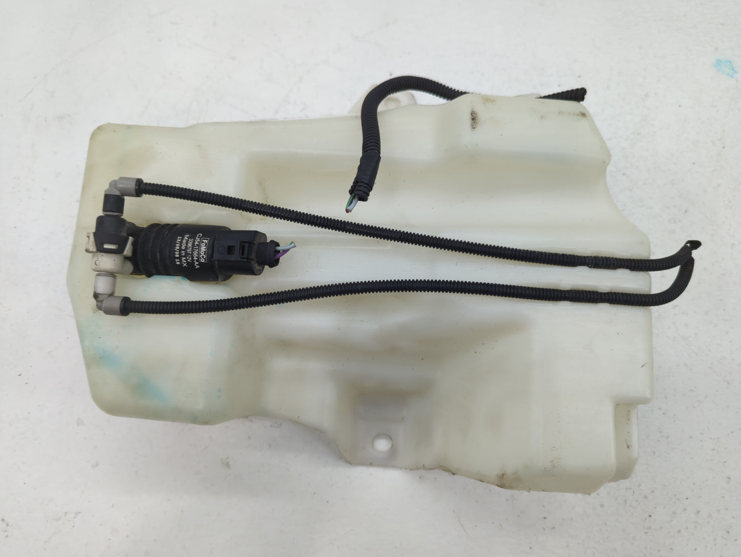 2013-2014 Ford Escape Windshield Washer Fluid Reservoir Bottle Oem - Oemusedautoparts1.com